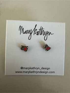 Mary Kathryn Teddy Bear Earrings with Heart